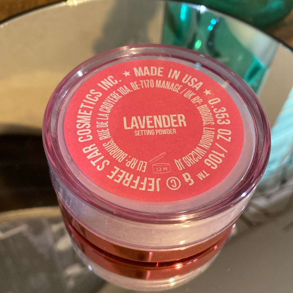 Jeffree Star Setting Powder, in shade lavender. NEW in box! - Picture 6 of 9